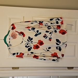 Long sleeve rose print tee